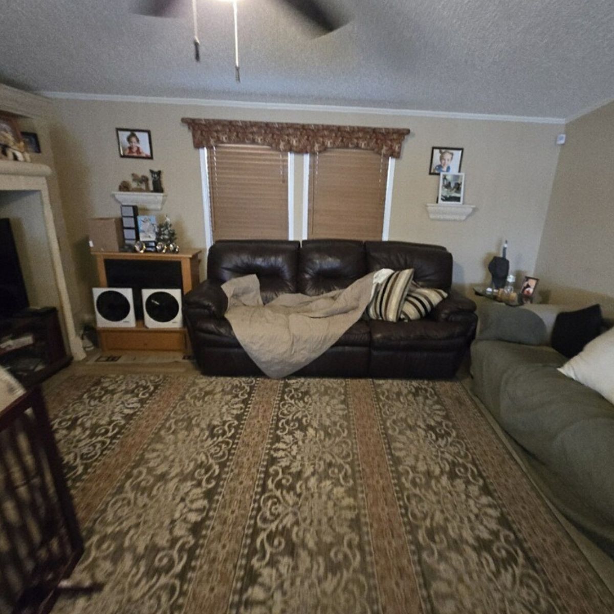 Junk Couch Removal in Hollywood, Florida | Get That Couch Out & Make Room For the New!